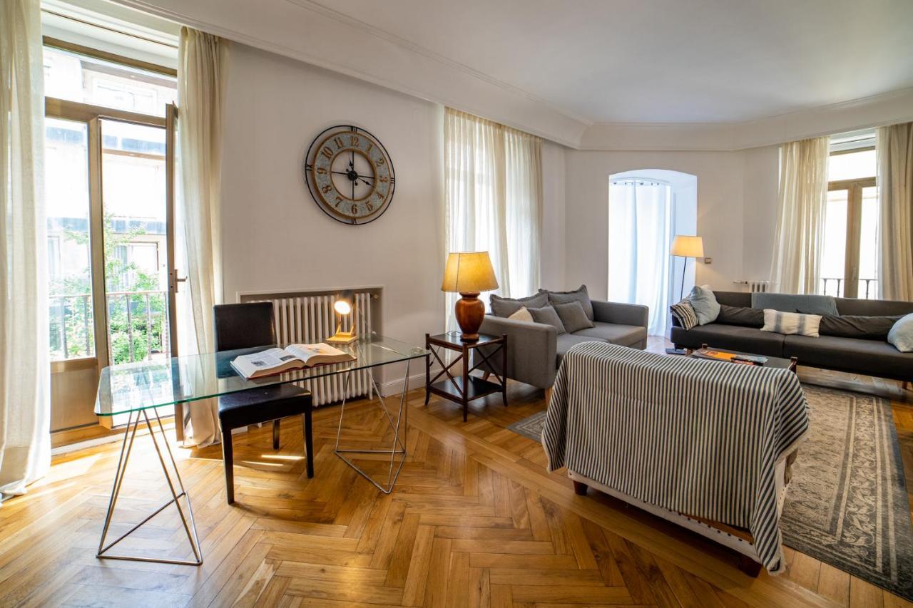 La Concha Cozy Balcony Apartment By Cisan Rentals San Sebastian Buitenkant foto